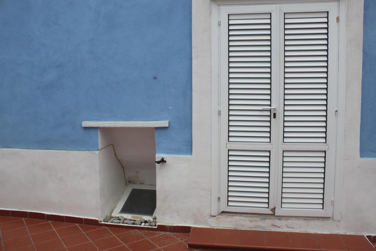 Camere Dieci Maggio- Beb Dory, Nemo, Guizzo ポンツァ エクステリア 写真