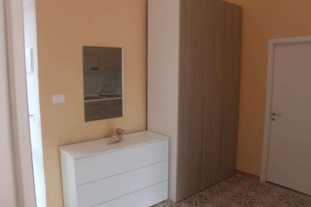 Camere Dieci Maggio- Beb Dory, Nemo, Guizzo ポンツァ エクステリア 写真