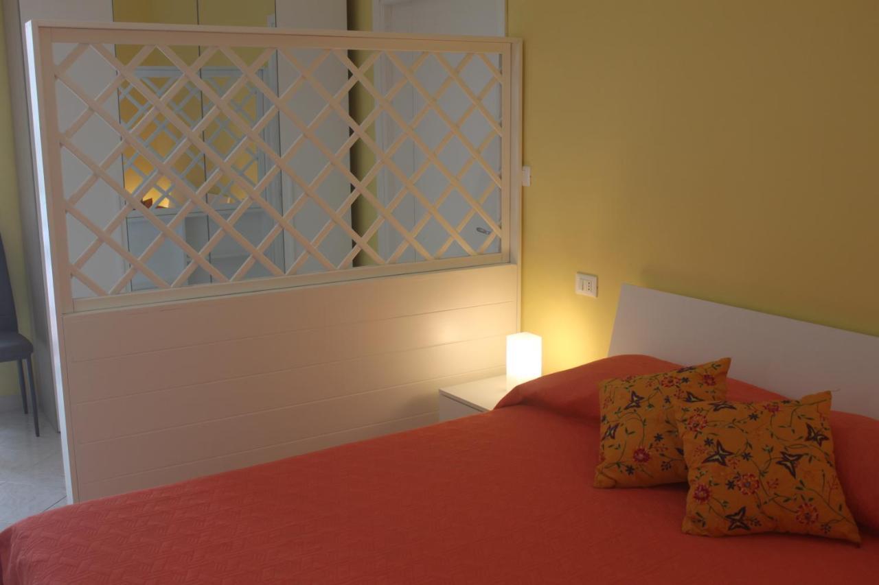 Camere Dieci Maggio- Beb Dory, Nemo, Guizzo ポンツァ エクステリア 写真