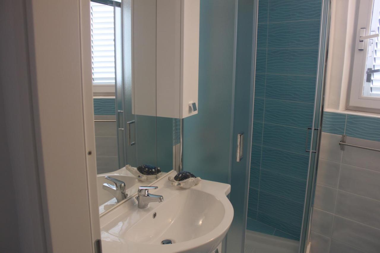 Camere Dieci Maggio- Beb Dory, Nemo, Guizzo ポンツァ エクステリア 写真